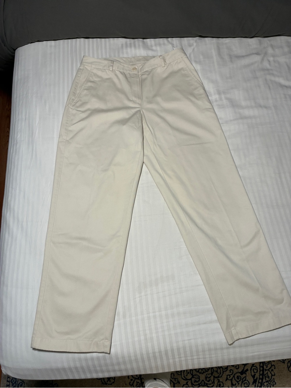L.L. Bean Women’s Cream/Canvas - Straight wide leg trousers size 8